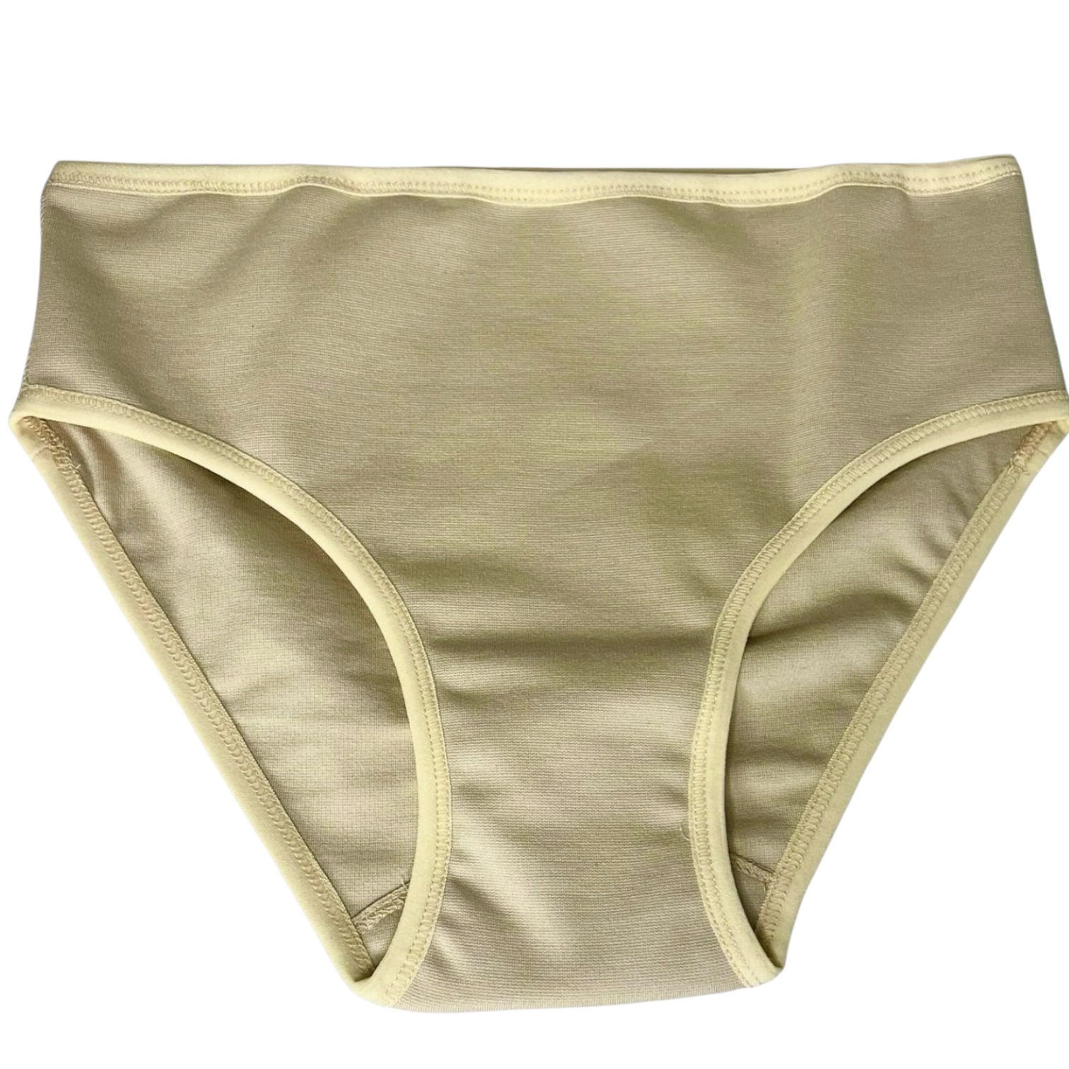 Sous-vêtements de tucking (tucking underwear), slips de tucking (tucking slips), culottes de tucking (tucking panties), slips classiques de tucking (tucking briefs), gaffes de tucking (tucking gaff), slips de compression (compression slip), slips gainants (supportive slip), slips de contrôle (control slip), sous-vêtements affirmant le genre (gender-affirming underwear), culottes aplatis-santes (flattening panties), lingerie sculptante pour personnes transgenres (transgender shapewear), Tucking sécurisé (safe tucking), liage sécurisé (safe binding), liage responsable (responsible binding), compression saine (healthy compression), compression respectueuse de la santé (health-conscious binding), tucking sans risque (risk-free tucking), dissimulation sécurisée (secure tucking), dissimulation sûre des organes génitaux (safe genital hiding), dissimulation saine du sexe (healthy genital concealment), liage protégé (protected binding), tucking en toute sécurité (tucking in complete safety).
