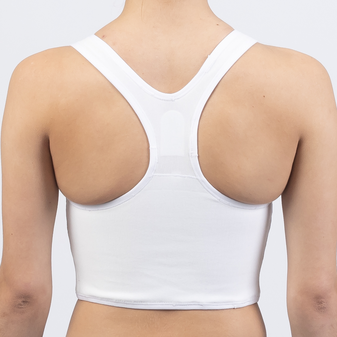 Chest compression (compression thoracique), breast binding (bandage des seins), chest binding (bandage thoracique), chest bandaging (bandage de la poitrine), breast reduction (réduction mammaire), chest binding (bandage thoracique), breast binding (bandage des seins), chest compression (compression thoracique), breast flattening (aplatissement de la poitrine), chest bandaging (bandage de la poitrine), chest binder (binder thoracique), trans binder (binder transgenre), FTM binder (binder FTM), compression top (top de compression), chest binder (binder thoracique), chest compressor (compresseur thoracique), binder (binder), trans binder bra (soutien-gorge binder transgenre), chest binder FTM (binder thoracique FTM), compression top transgender binder (top de compression pour personnes transgenres). Secure binding (bandage sécurisé), responsible binding (bandage responsable), proper binding (bandage approprié), health-conscious binding (bandage respectueux de la santé), safe chest binding (compression thoracique sûre), risk-aware binding (bandage conscient des risques), non-harmful binding (bandage non nuisible), protective binding (bandage protecteur).