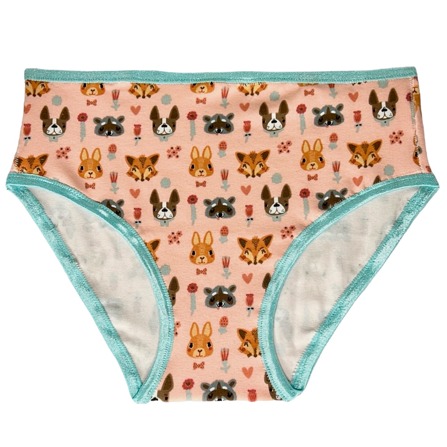 Sous-vêtements de tucking (tucking underwear), slips de tucking (tucking slips), culottes de tucking (tucking panties), slips classiques de tucking (tucking briefs), gaffes de tucking (tucking gaff), slips de compression (compression slip), slips gainants (supportive slip), slips de contrôle (control slip), sous-vêtements affirmant le genre (gender-affirming underwear), culottes aplatis-santes (flattening panties), lingerie sculptante pour personnes transgenres (transgender shapewear), Tucking sécurisé (safe tucking), liage sécurisé (safe binding), liage responsable (responsible binding), compression saine (healthy compression), compression respectueuse de la santé (health-conscious binding), tucking sans risque (risk-free tucking), dissimulation sécurisée (secure tucking), dissimulation sûre des organes génitaux (safe genital hiding), dissimulation saine du sexe (healthy genital concealment), liage protégé (protected binding), tucking en toute sécurité (tucking in complete safety).