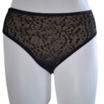 Sous-vêtements de tucking (tucking underwear), slips de tucking (tucking slips), culottes de tucking (tucking panties), slips classiques de tucking (tucking briefs), gaffes de tucking (tucking gaff), slips de compression (compression slip), slips gainants (supportive slip), slips de contrôle (control slip), sous-vêtements affirmant le genre (gender-affirming underwear), culottes aplatis-santes (flattening panties), lingerie sculptante pour personnes transgenres (transgender shapewear), Tucking sécurisé (safe tucking), liage sécurisé (safe binding), liage responsable (responsible binding), compression saine (healthy compression), compression respectueuse de la santé (health-conscious binding), tucking sans risque (risk-free tucking), dissimulation sécurisée (secure tucking), dissimulation sûre des organes génitaux (safe genital hiding), dissimulation saine du sexe (healthy genital concealment), liage protégé (protected binding), tucking en toute sécurité (tucking in complete safety).