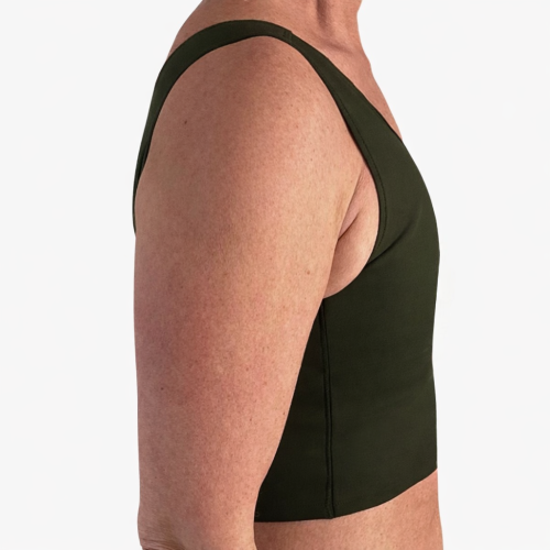 Chest compression (compression thoracique), breast binding (bandage des seins), chest binding (bandage thoracique), chest bandaging (bandage de la poitrine), breast reduction (réduction mammaire), chest binding (bandage thoracique), breast binding (bandage des seins), chest compression (compression thoracique), breast flattening (aplatissement de la poitrine), chest bandaging (bandage de la poitrine), chest binder (binder thoracique), trans binder (binder transgenre), FTM binder (binder FTM), compression top (top de compression), chest binder (binder thoracique), chest compressor (compresseur thoracique), binder (binder), trans binder bra (soutien-gorge binder transgenre), chest binder FTM (binder thoracique FTM), compression top transgender binder (top de compression pour personnes transgenres). Secure binding (bandage sécurisé), responsible binding (bandage responsable), proper binding (bandage approprié), health-conscious binding (bandage respectueux de la santé), safe chest binding (compression thoracique sûre), risk-aware binding (bandage conscient des risques), non-harmful binding (bandage non nuisible), protective binding (bandage protecteur).